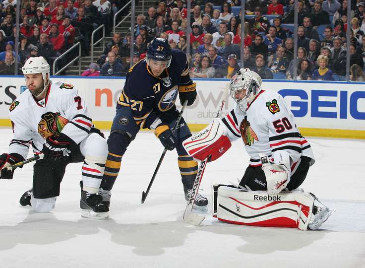 Sabres edged by Blackhawks in 2-1 loss