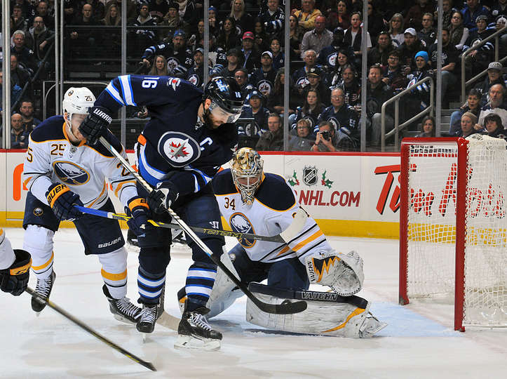 Jets cool down Sabres in blowout fashion
