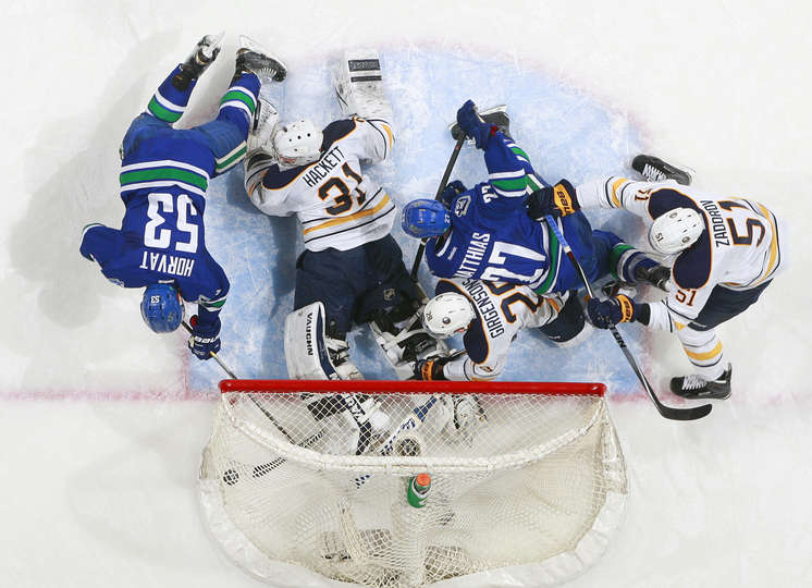 Sabres skid continues in Vancouver, up to 14 games