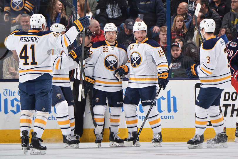 Sabres score early, hold on late, defeat Blue Jackets