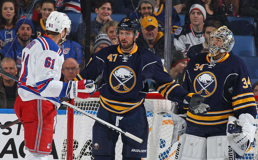 Powered by Nash, Rangers put away Sabres