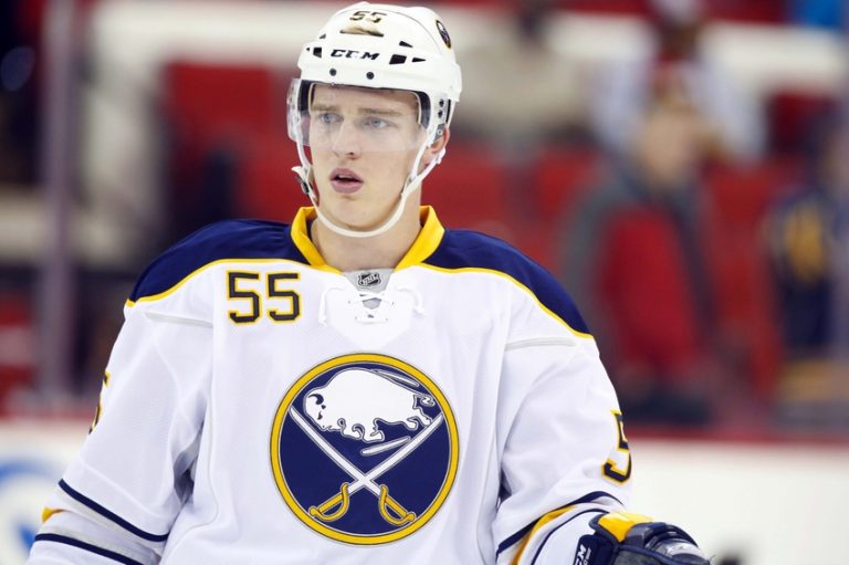 Sabres re-sign Ristolainen